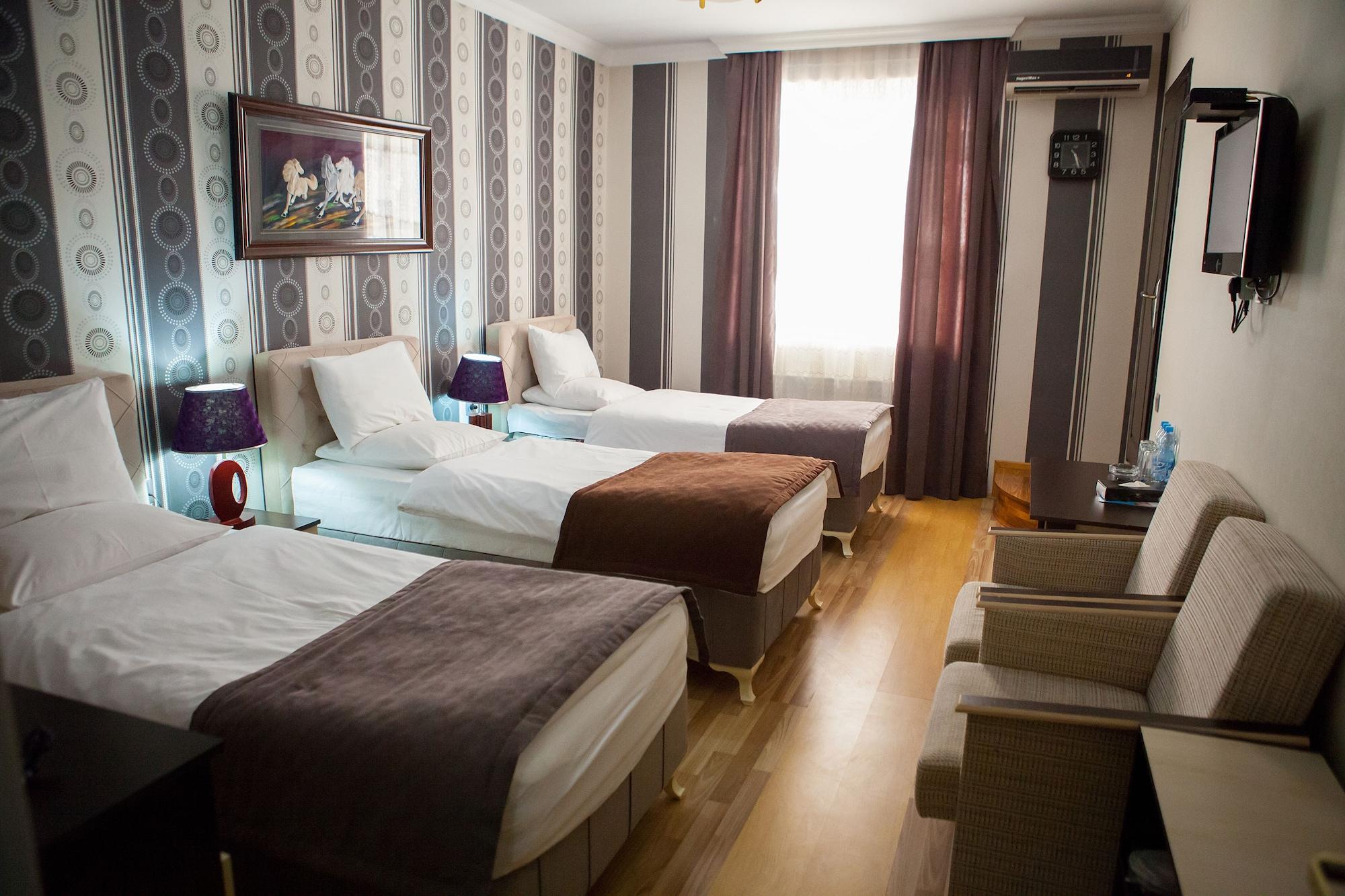 Issam Hotel & Spa เชกี ภายนอก รูปภาพ
