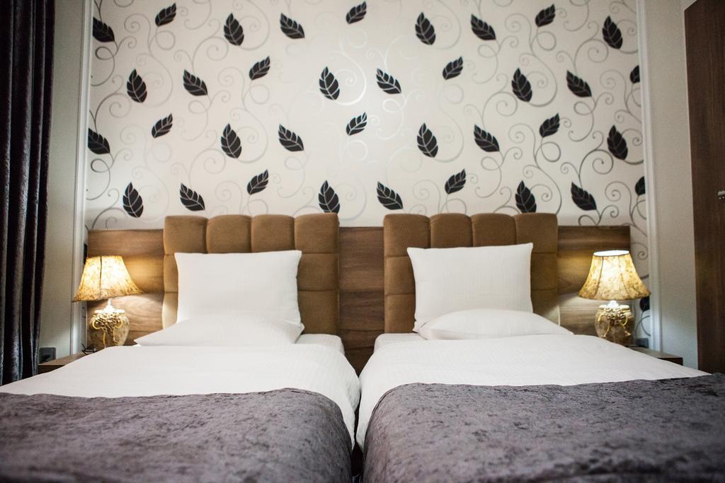 Issam Hotel & Spa เชกี ภายนอก รูปภาพ