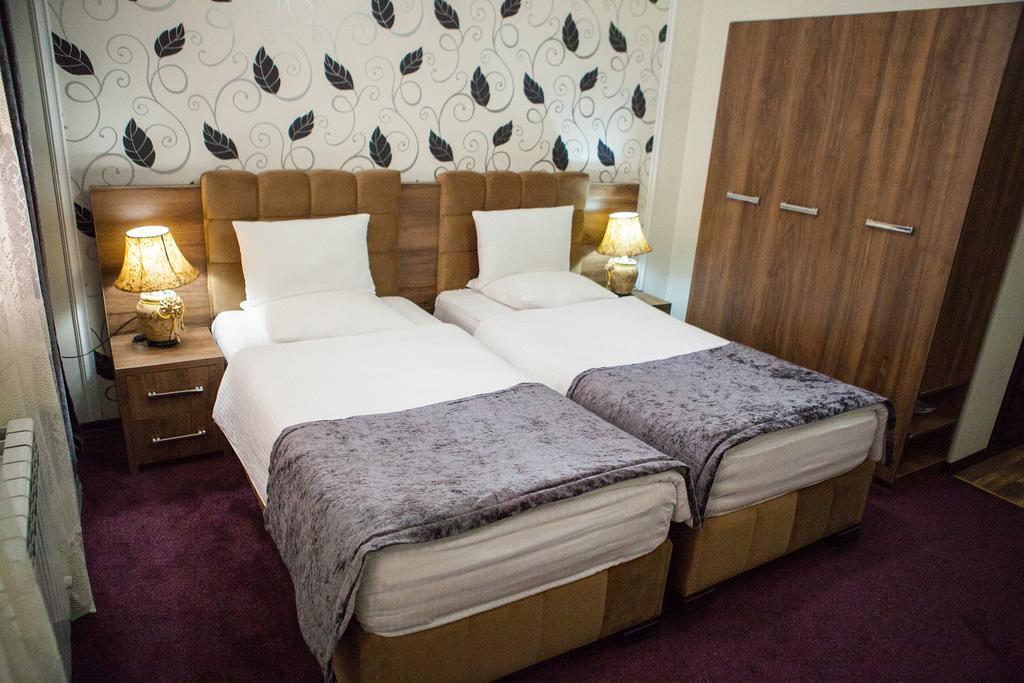 Issam Hotel & Spa เชกี ภายนอก รูปภาพ
