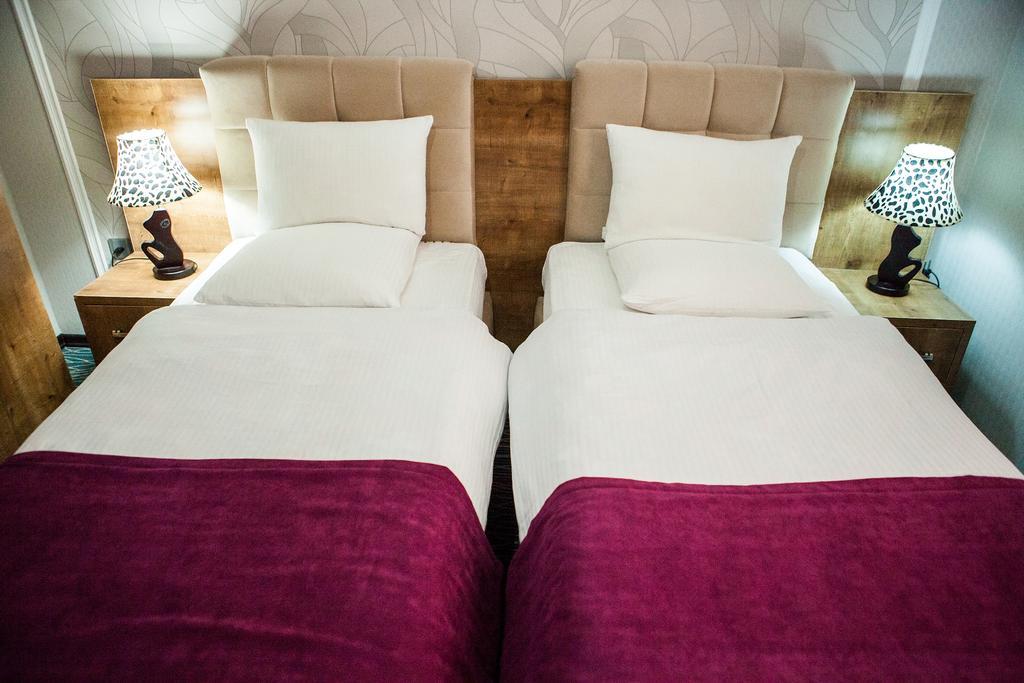 Issam Hotel & Spa เชกี ภายนอก รูปภาพ