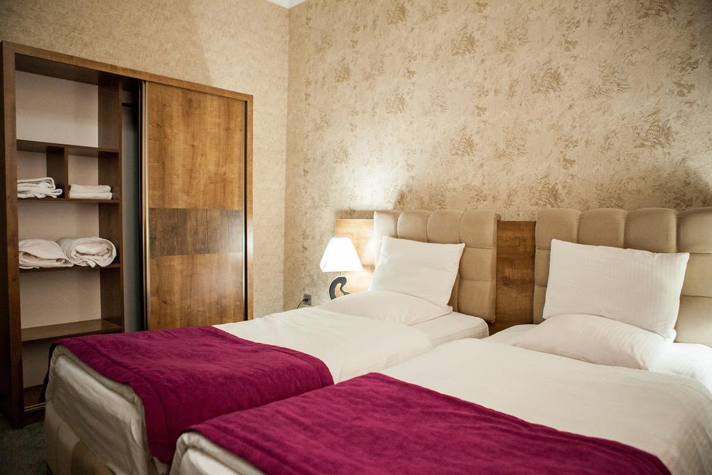 Issam Hotel & Spa เชกี ภายนอก รูปภาพ